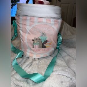 Pusheen lunch bag